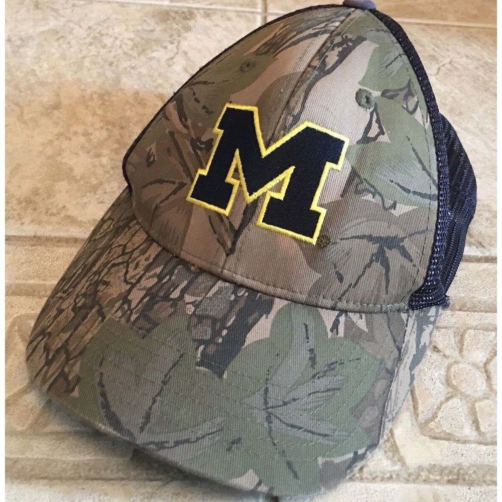 University of Michigan Wolverines Camo Meshback Snapback Truckers Hat Cap